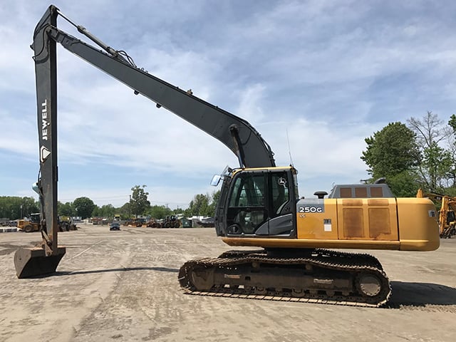 Deere 250G LC Long Reach
