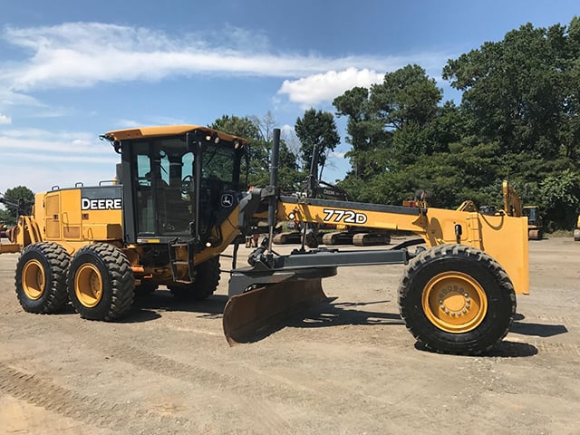 Deere 772D Motor Grader